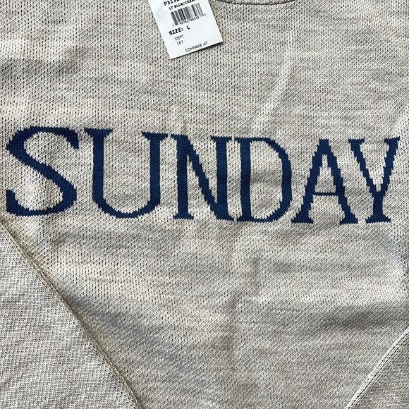 Sunday Sweater, NWT size Large. Light weight - Picture 3 of 3